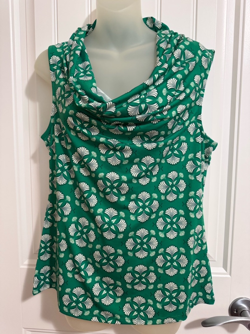 Jules &Leopold Sleeveless Green Floral Cowl Neck Top size M with tags